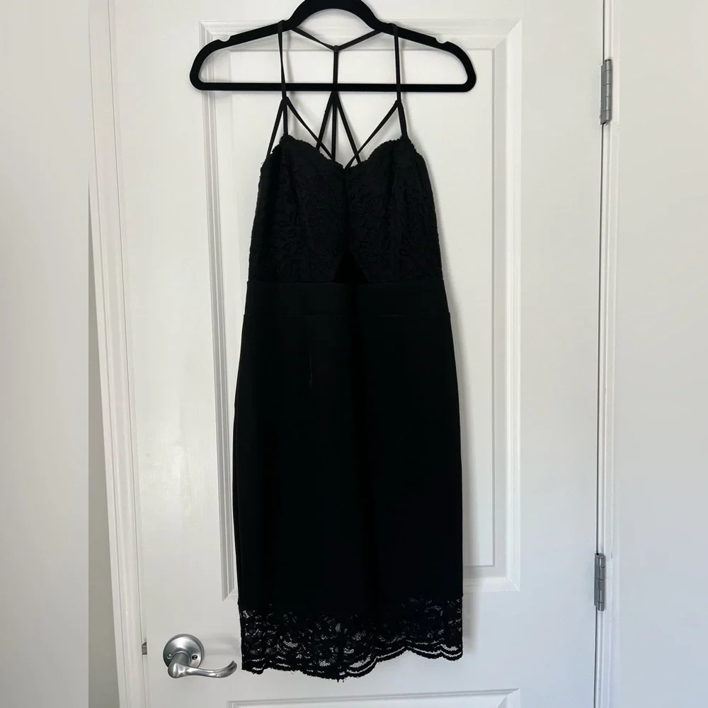 Express Black Keyhole Dress - Picture 1 of 6